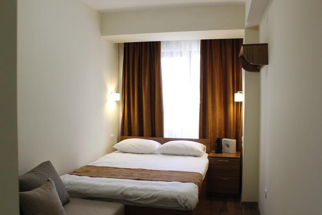 5Th Floor Guest House 예레반 객실 사진