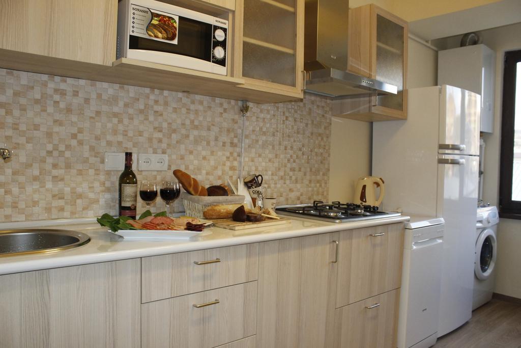 5Th Floor Guest House 예레반 외부 사진