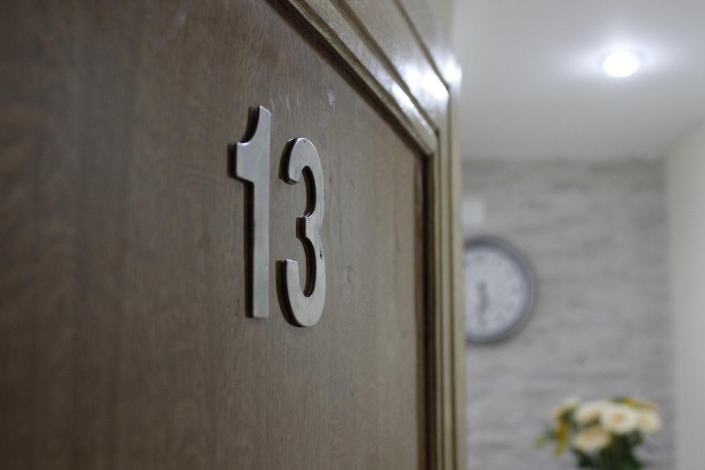 5Th Floor Guest House 예레반 외부 사진